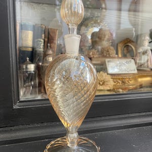 Vintage Swirl Glass Perfume Bottle Beautifully Stunning - Perfume Vanity