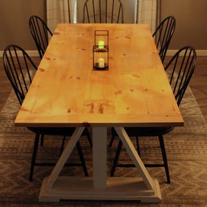 Handcrafted Dining Table – Solid Pine, Rustic Farmhouse Style
