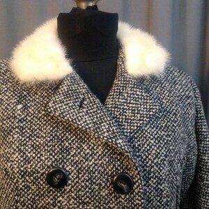 Dan Millstein Wool Tweed Skirt Suit with White Mink Trim Collar image 7