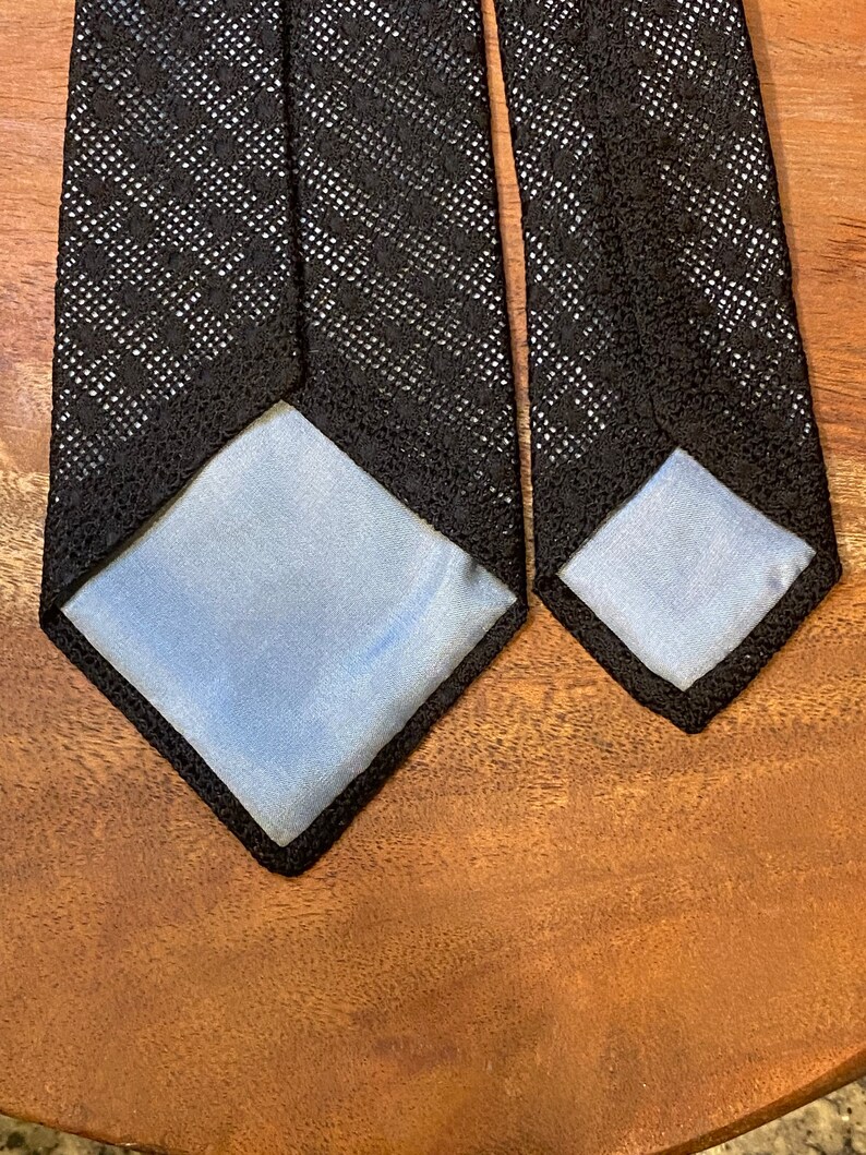 Vintage Cerruti CXII Black Silk Knit Grenadine tie 55 inches length and 3 inches wide Illusions style with silver blue lining image 7