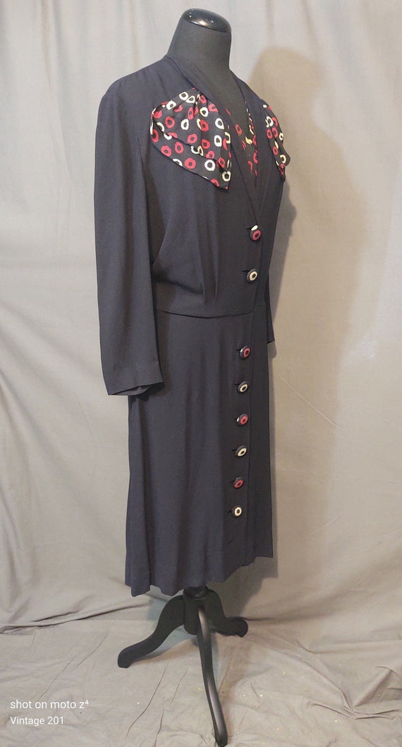 1930s Vintage Crepe Dress with top bow and front … - image 5