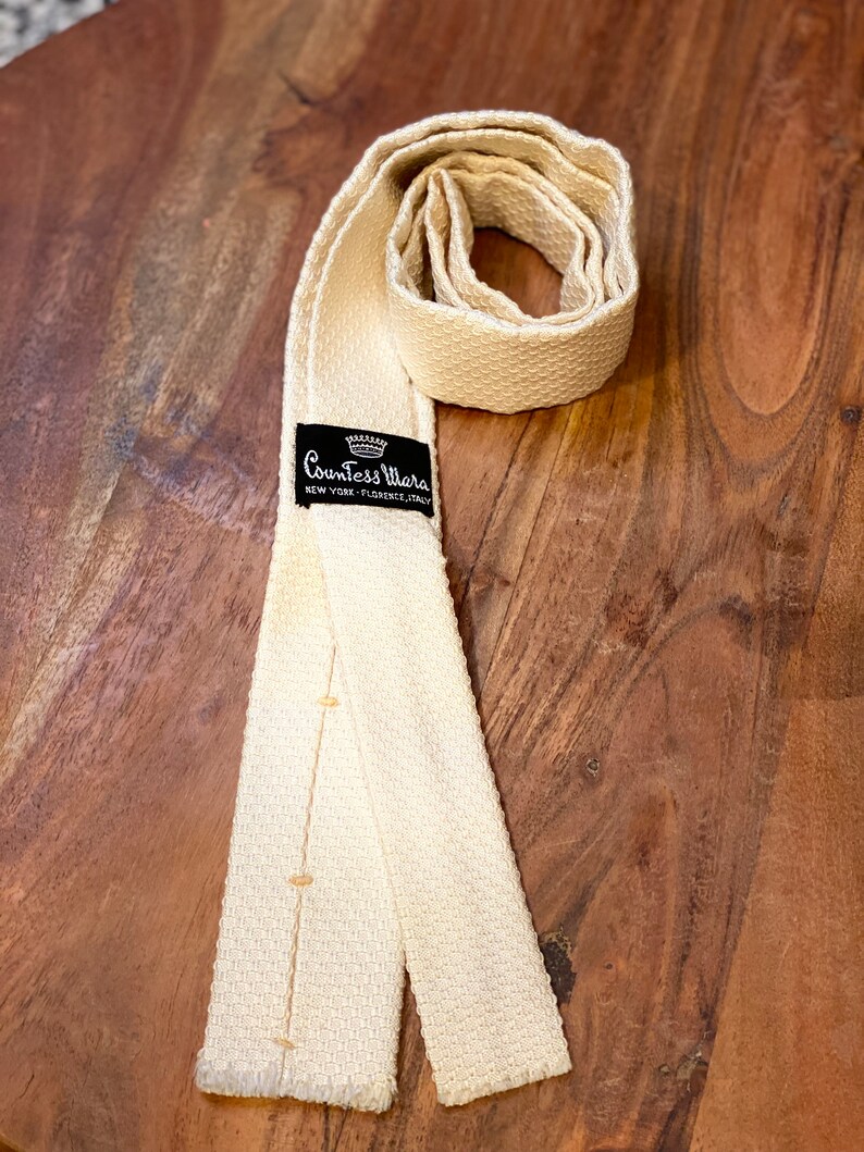 1960s Vintage Countess Mara Tie Square bottom Silk tie image 4