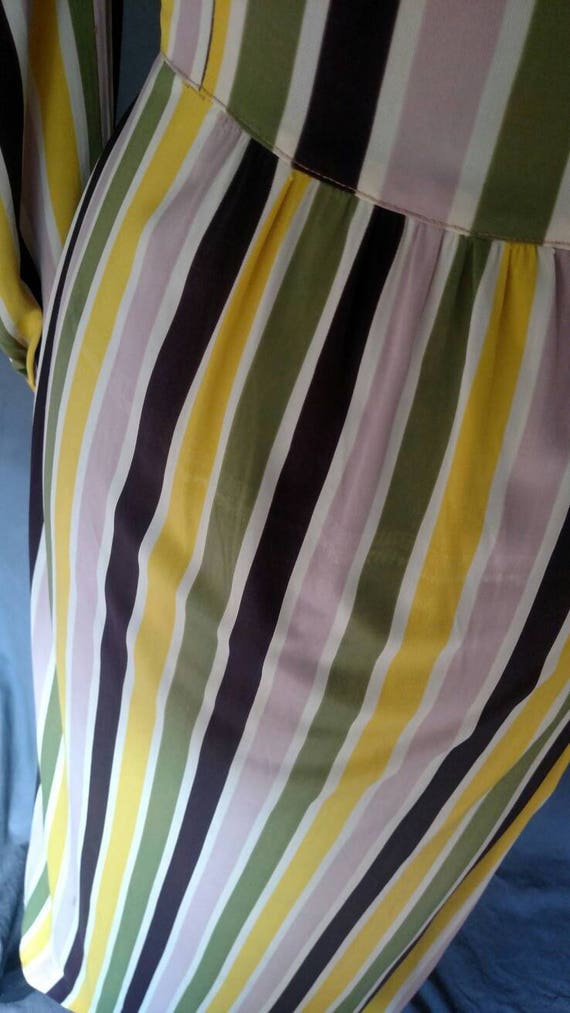 Vintage 1940s Multi-color Stripped Robe - Bloomin… - image 9