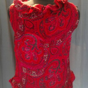 Vintage 1970s sleeveless Wool Knit Paisley top with ruffled collar and Pink Velvet Bow / 70s Wool Tank Top Silk Lined Small / Medium image 7