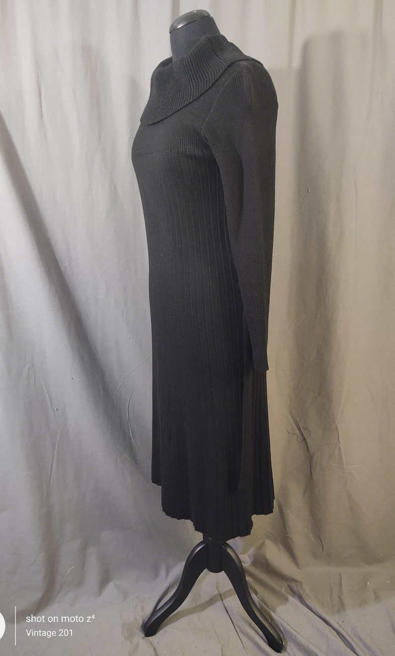 1970s Allora wool and acrylic sweater dress image 7