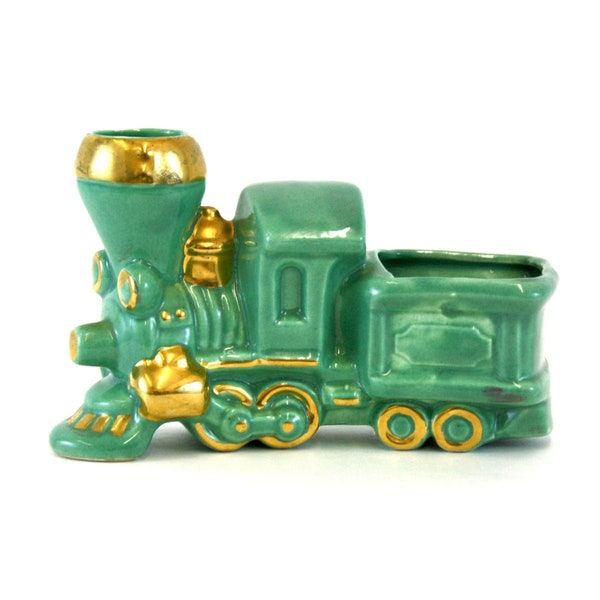 Vintage CA Pottery Kitsch Green Train Engine Planter (E7132)