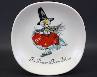 Vintage Brownie Downing 'A Present From Wales' Pin Dish (E3865)