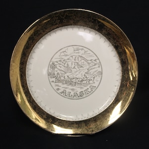 Vintage Alaska Plate with Gold Rim (V2339)