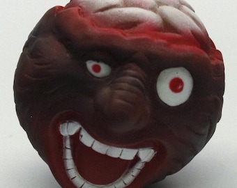 Vintage Madball Bash Brain Red White Face (V9038)