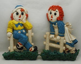 Vintage Bobbs Merrill Raggedy Ann & Andy 1977 on Fence, Set of Two (V8335)