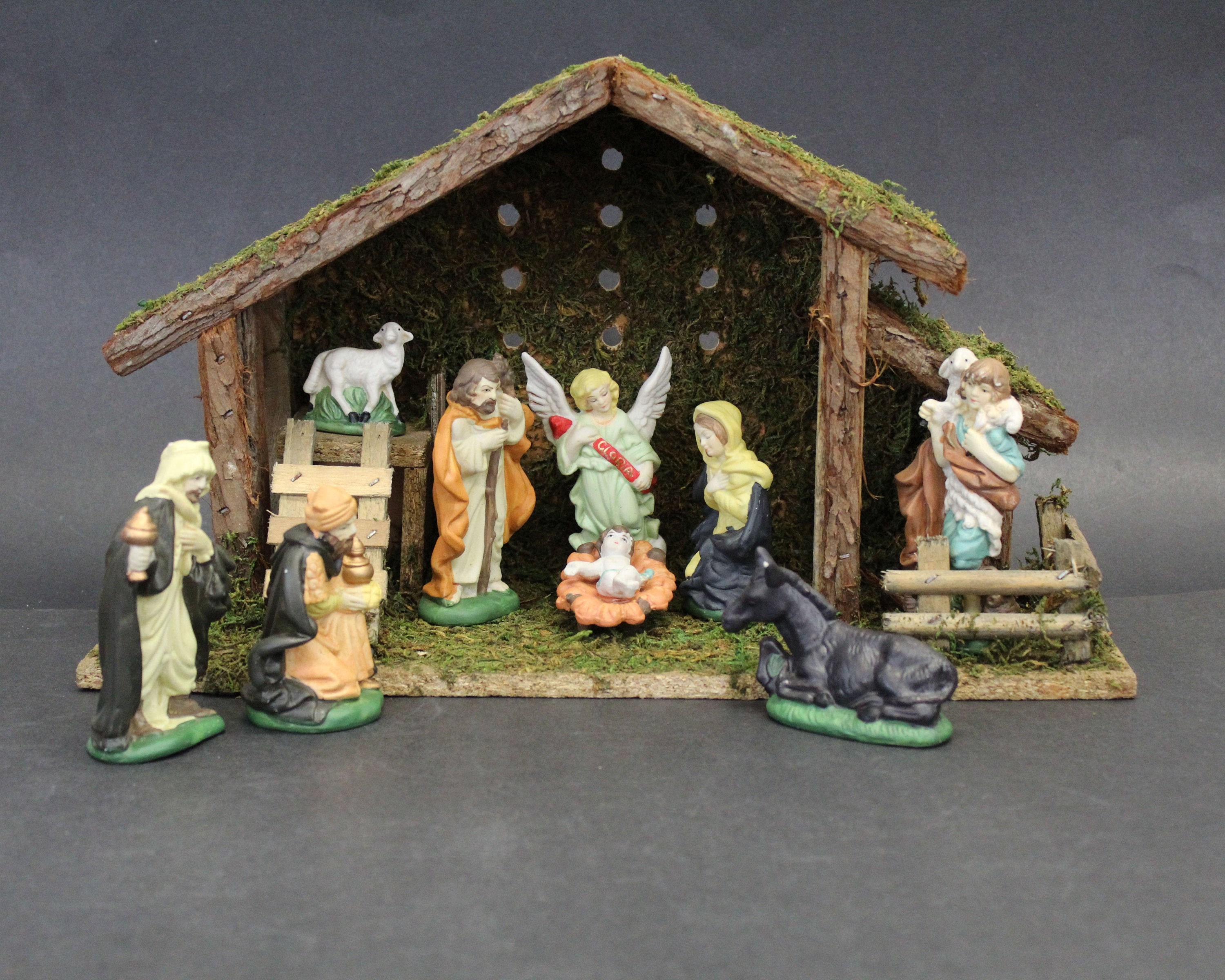 Vintage Christmas Nativity Set with Stable Ceramic 1970s