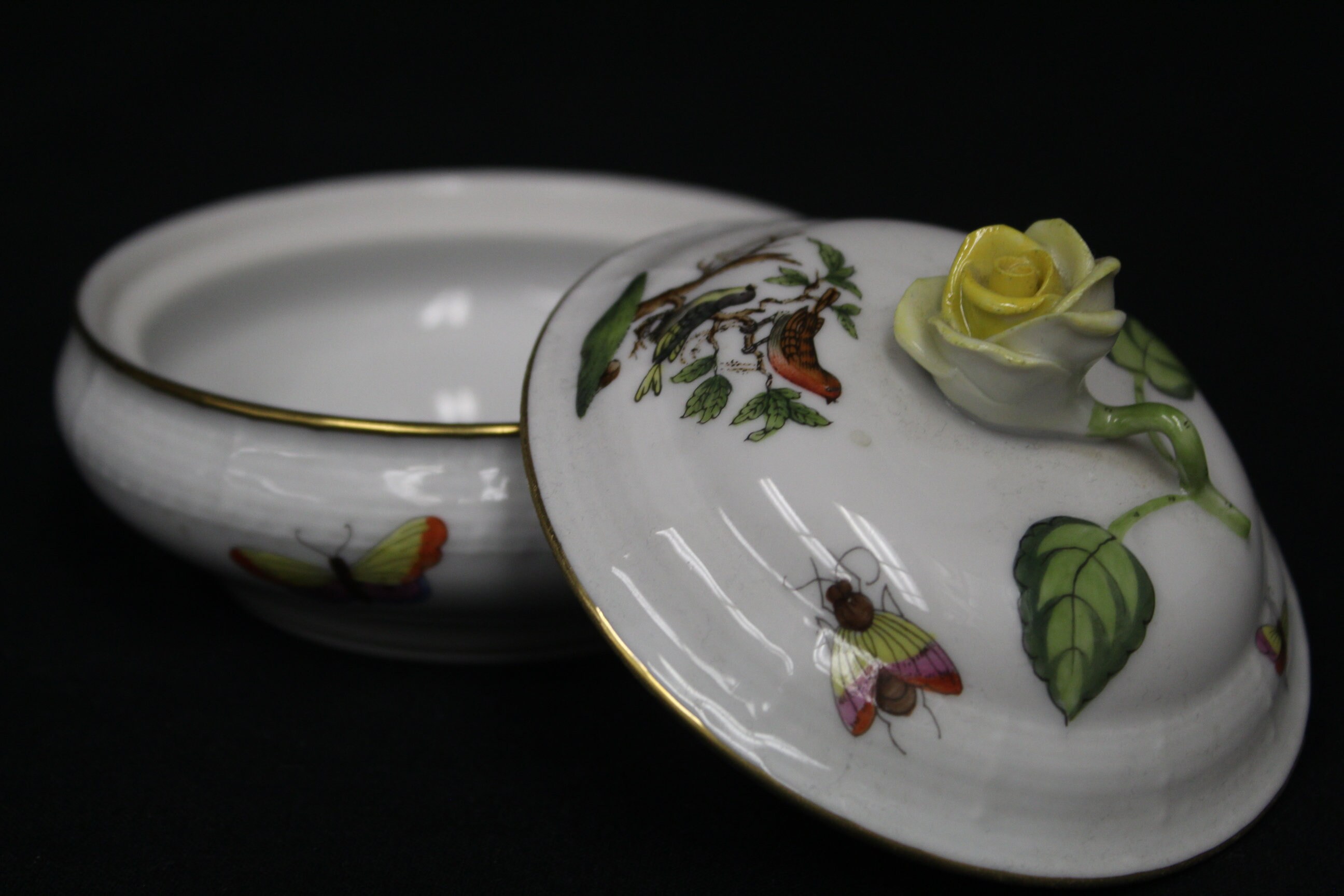 Vintage Herend Hungary Handpainted Porcelain Trinket Box Birds