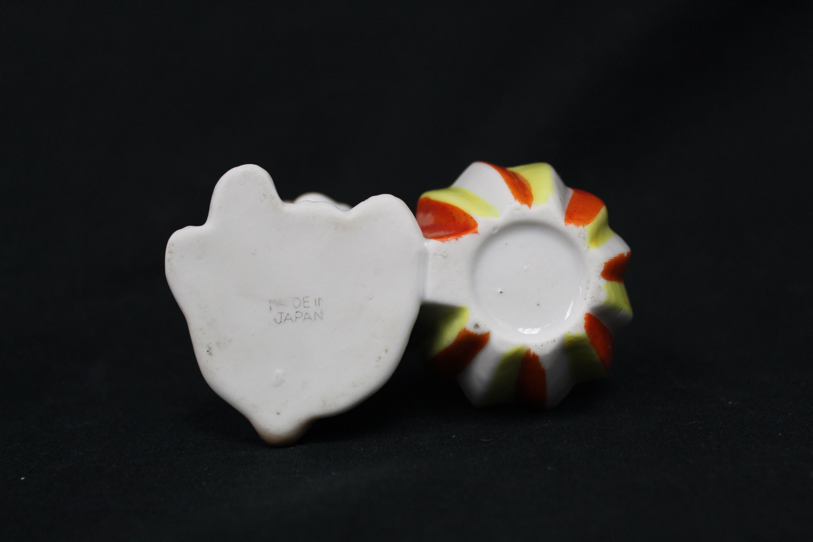 Vintage Japanese Ceramic Dog Cigarette Holder With Ashtray (V1866