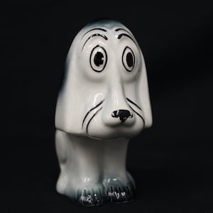 Vintage Black and Grey Hound Dog Figurine (V1195)