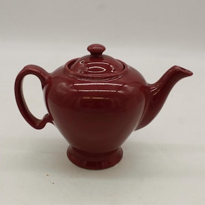 Vintage Hall McCormick Burgundy Teapot (S3201)