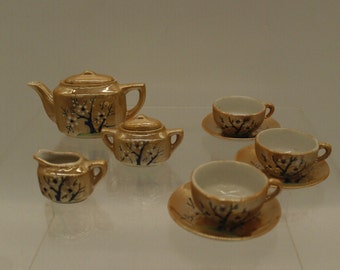 Vintage 1940's-1950's Lusterware Japanese Child's Tea Set, 11 pieces (V10697)