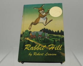 Vintage Rabbit Hill 1972 Newberry Medal Embossed Edition Book (S32)