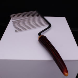 Vintage 1940&#39;s Faux Deer Antler Horn Bakelite Angel Food Cake Cutter, Server, Breaker (S2191)