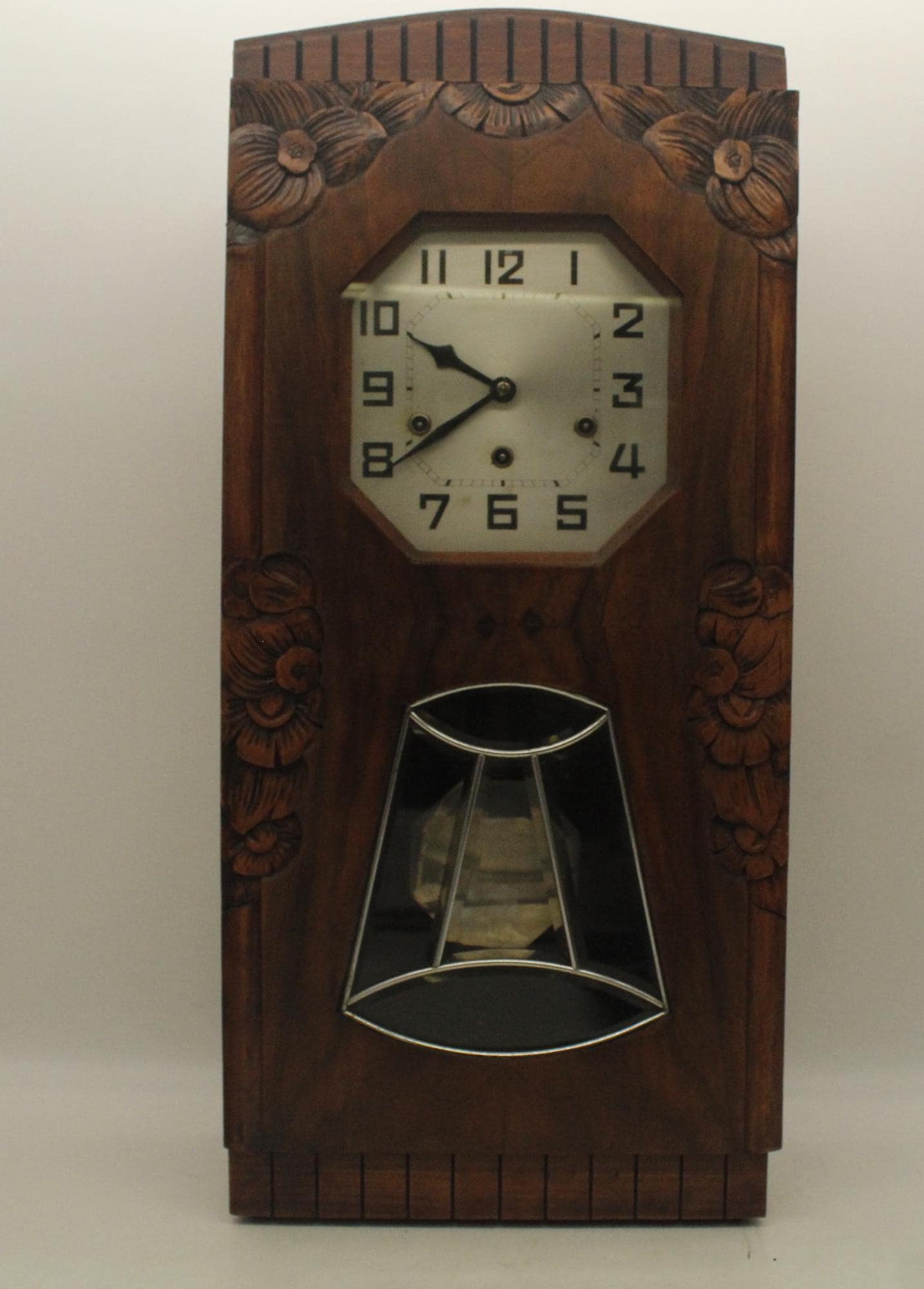 Vintage Westminster Ingraham Wood Carved 1940s-1950s Chime Box