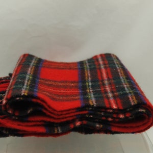 Vintage London Pure Wool Red Tartan Scarf (V8306)
