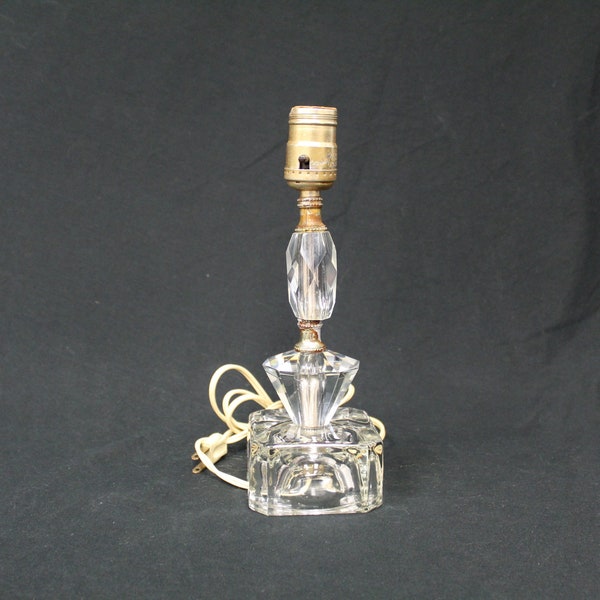 Vintage Bedside Heavy Single Crystal Lamp (V6584)