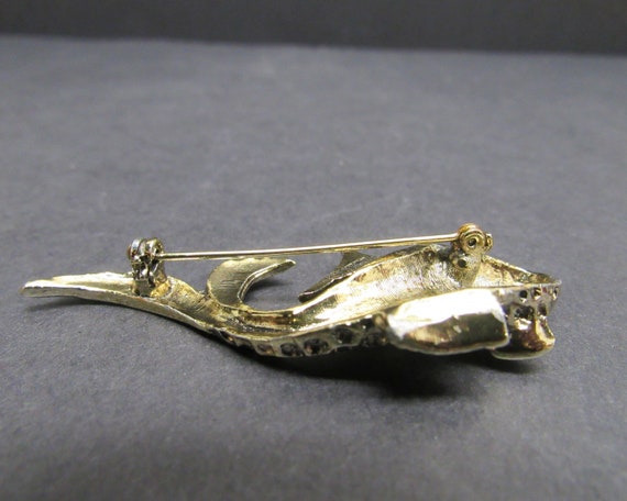 Vintage Goldtone Fish Novelty Brooch (E10153) - image 4