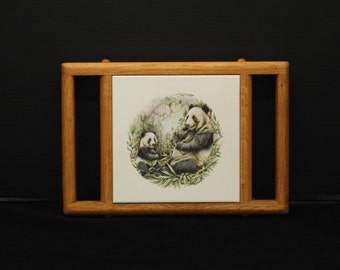Vintage Panda Tile Oak Inlaid Panda Two Handled (V9682)