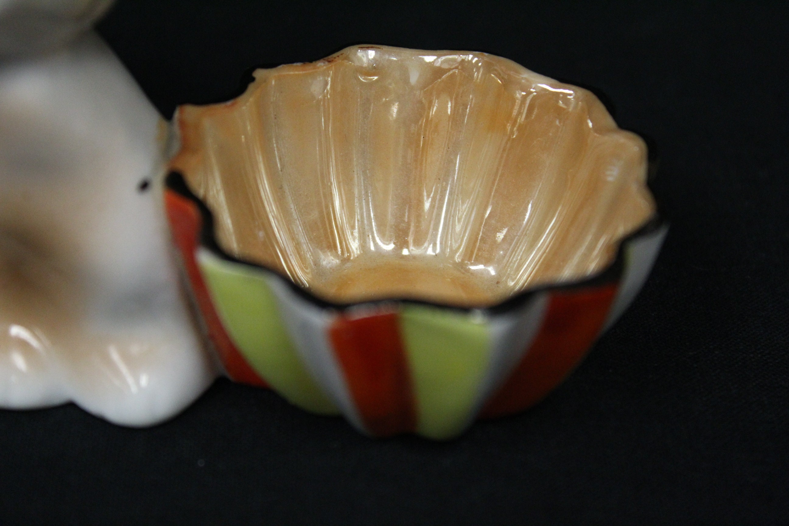 Vintage Japanese Ceramic Dog Cigarette Holder With Ashtray (V1866