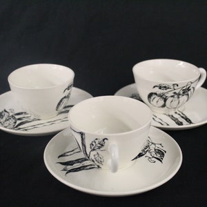 Vintage Faiencerie de Gien France Black Cup Saucer Three Sets (V5650)