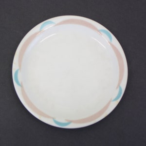 Vintage 1970 Shenango China Plate with Pink & Blue Crescent Design (E2683)