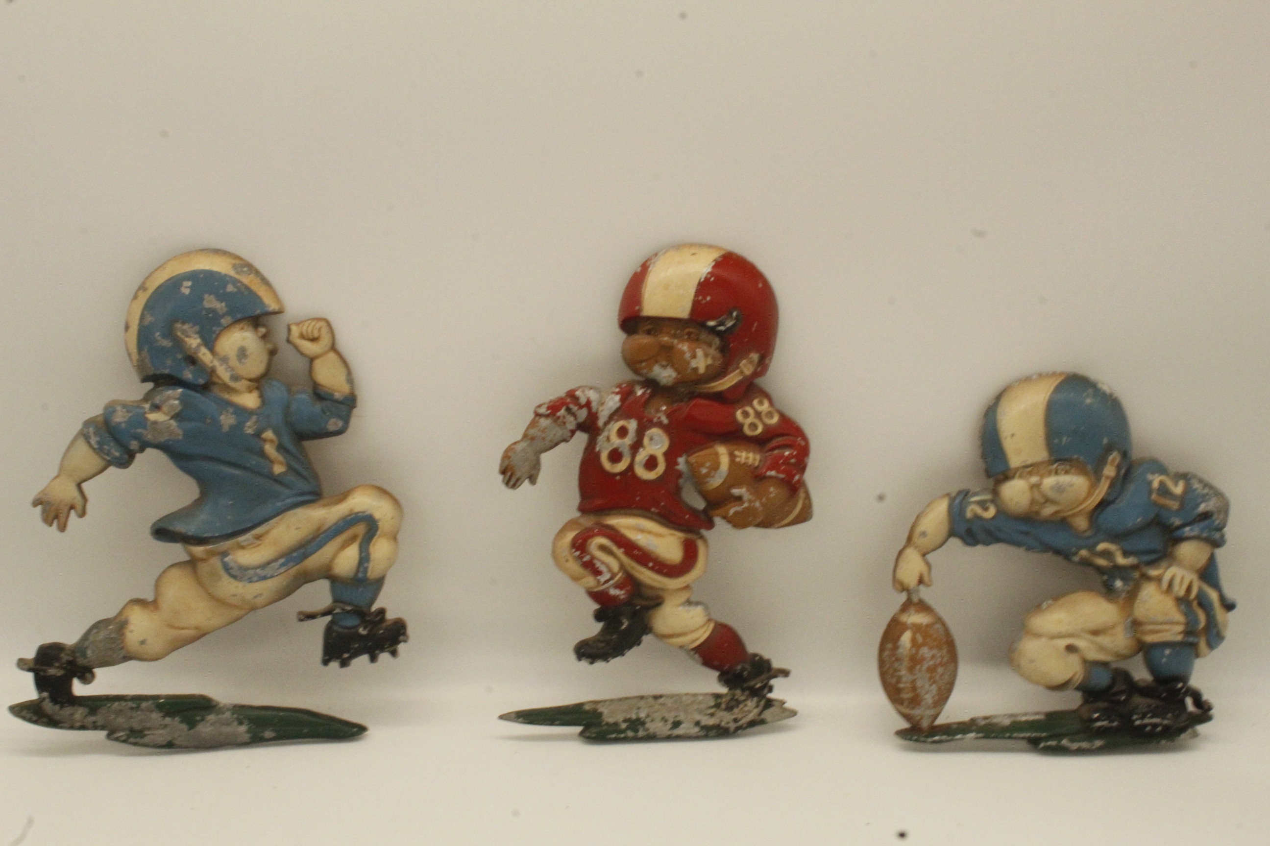 HOMCO フットボール 壁掛け 1976 USA インテリア アンティーク Vintage 1976 HOMCO Set of 3 Metal Football Players Wall