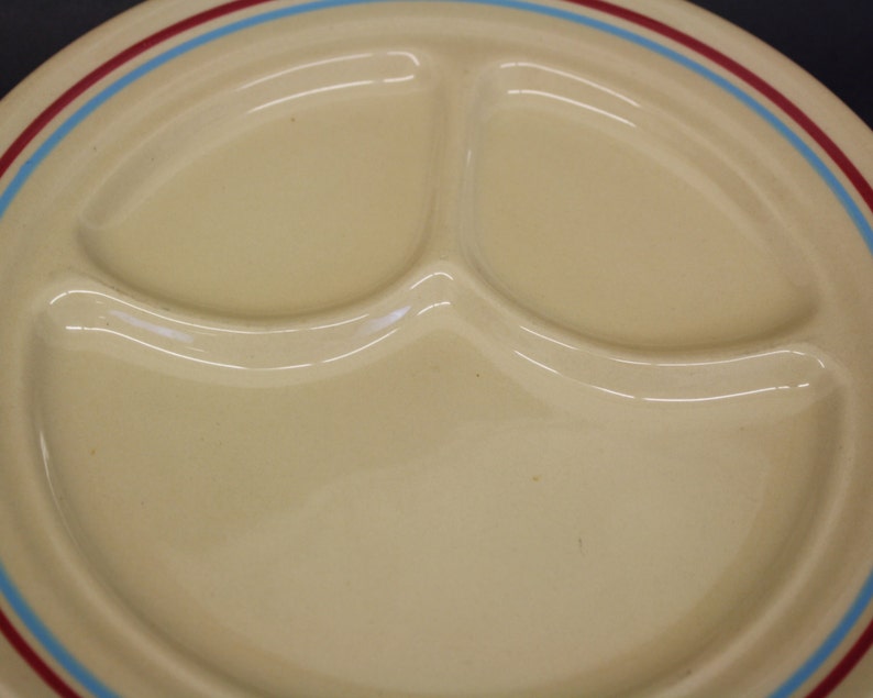 Vintage 1950s Buffalo China Café Divided Plate w/Red & Blue Etsy