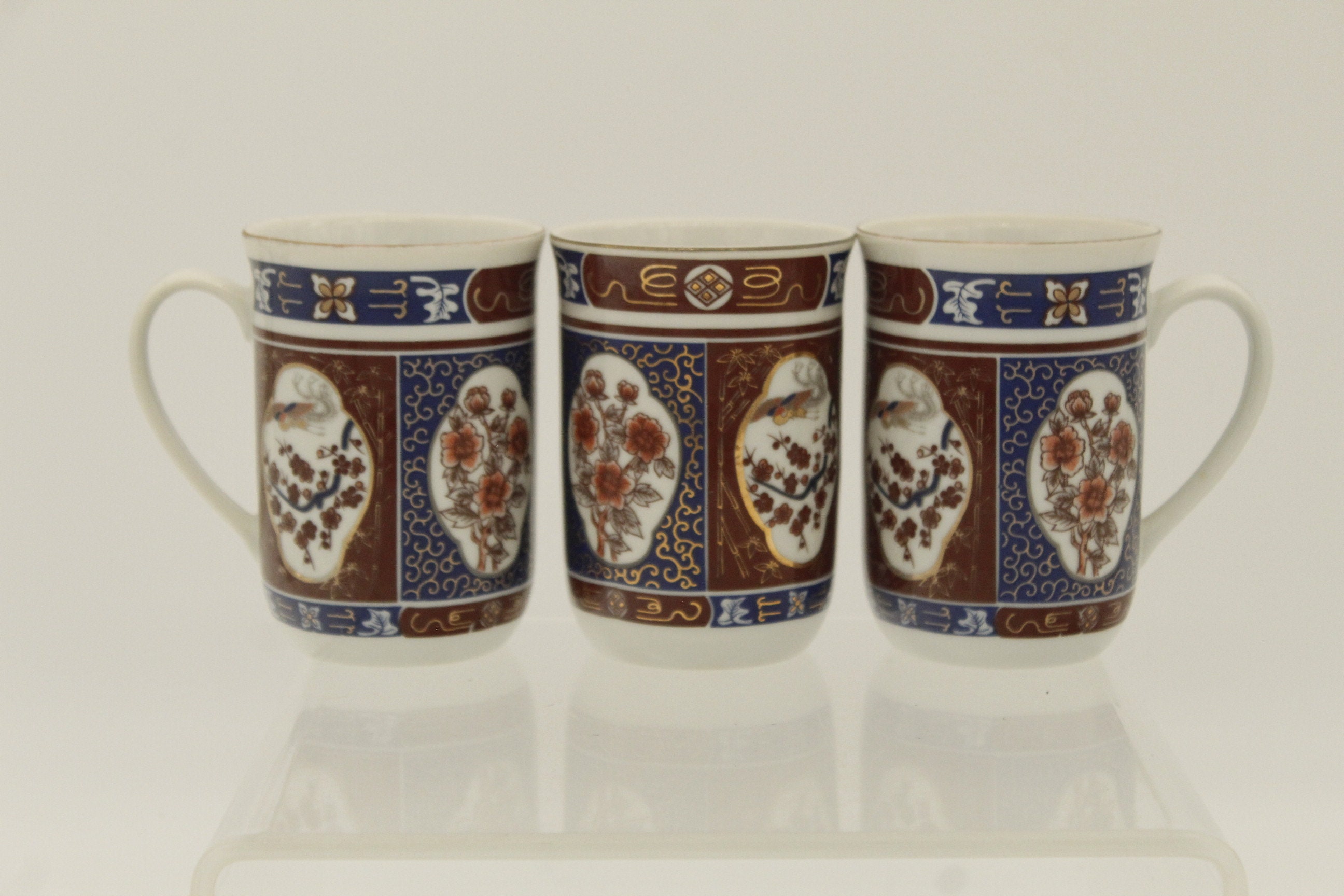 一どん小瓶　希少非売品　装飾コレクション用（3枚目の写真参照）　送料込み Vintage Blue Gold & Burgundy Interpur Japan Set of Three