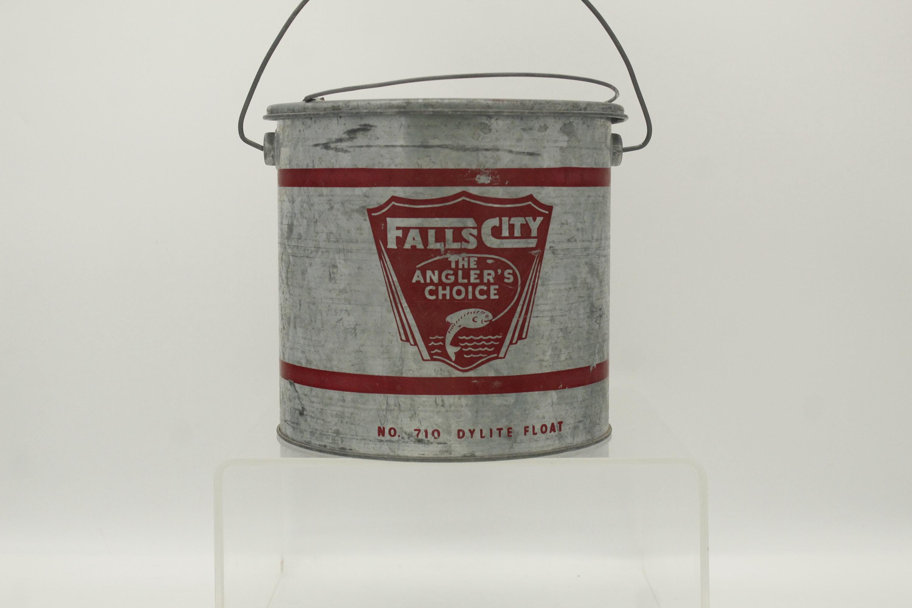 Vintage 1950s Minnow Bait Bucket With Inner Strainer Falls