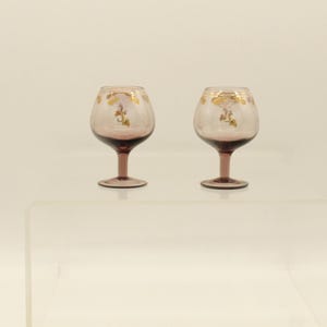 Vintage Set of Two Amethyst Glass Cordial Hand Painted Gold Deco Design Murano (S1303)