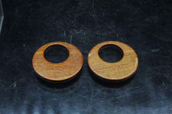 Vintage Wood Lacquered Circle Post Clip Earrings … - image 9