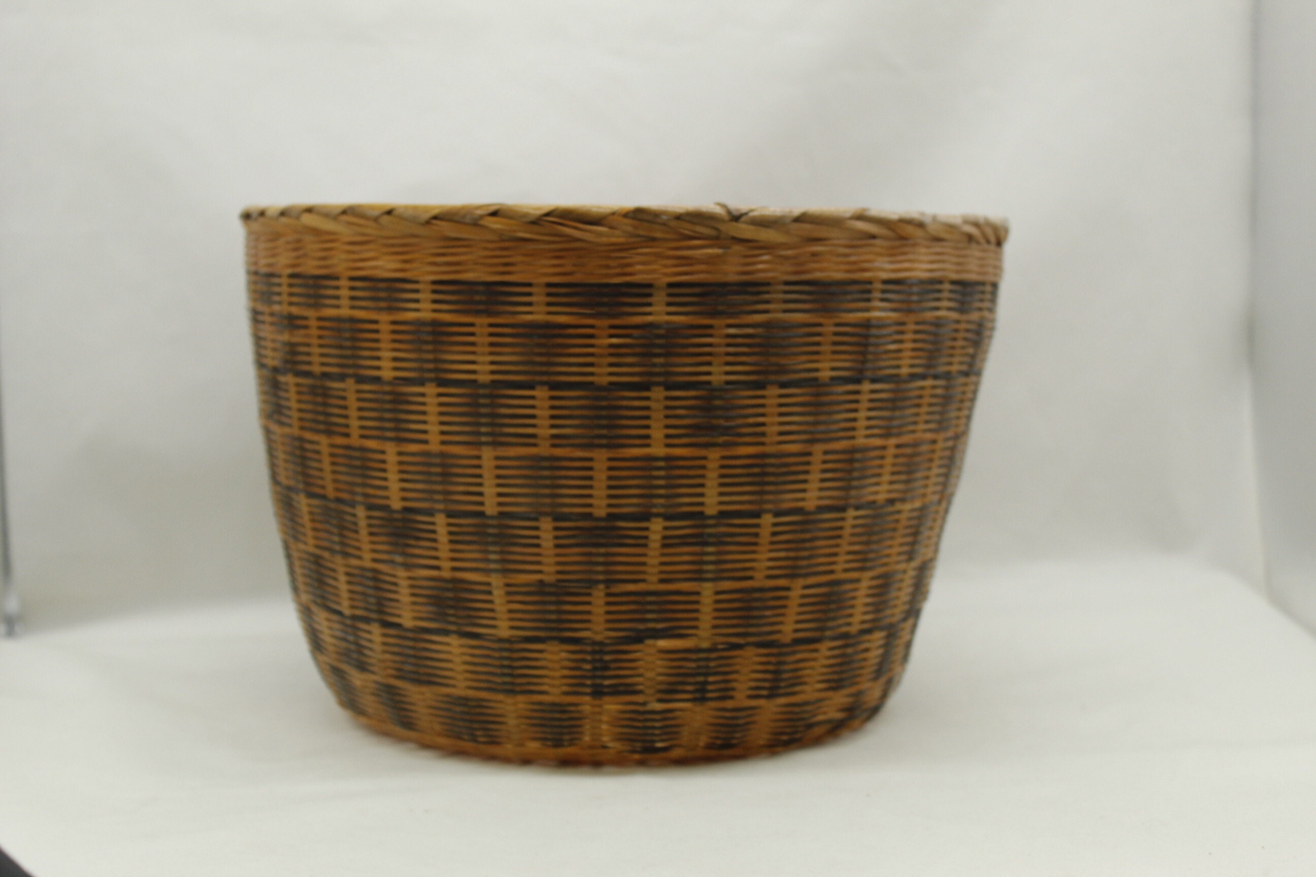 Vintage Checkered Fruit Basket (V8282) - Etsy