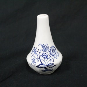 Vintage England Ceramic Blue Floral Shaker (V5831)