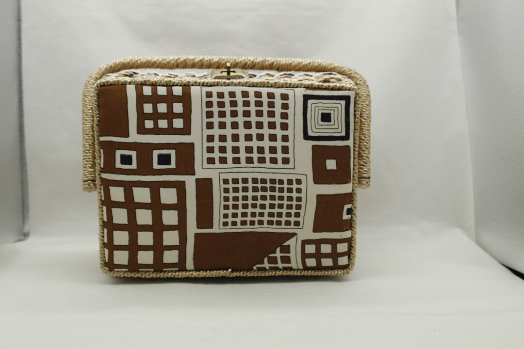 Vintage MCM Brown Japan Sewing Basket With Tray (V8228) - Etsy Vintage MCM Brown Japan Sewing Basket With Tray (V8228) - Etsy