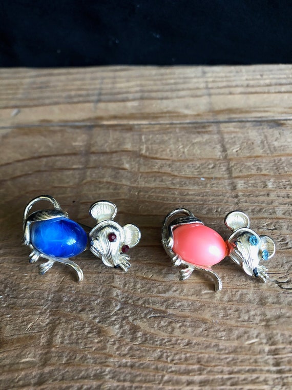 Vintage Cute Silver Mouse Novelty Brooches with B… - image 1