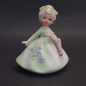 Vintage Little Girl Holding Umbrella in Green Floral Dress Figurine (E11703)