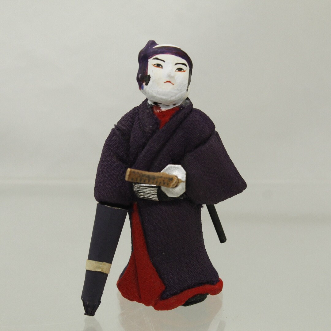 Vintage Japanese Man in Kimono (V8422) - Etsy
