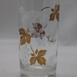 Vintage Gold & White Grapevine Cocktail Glass (E735)