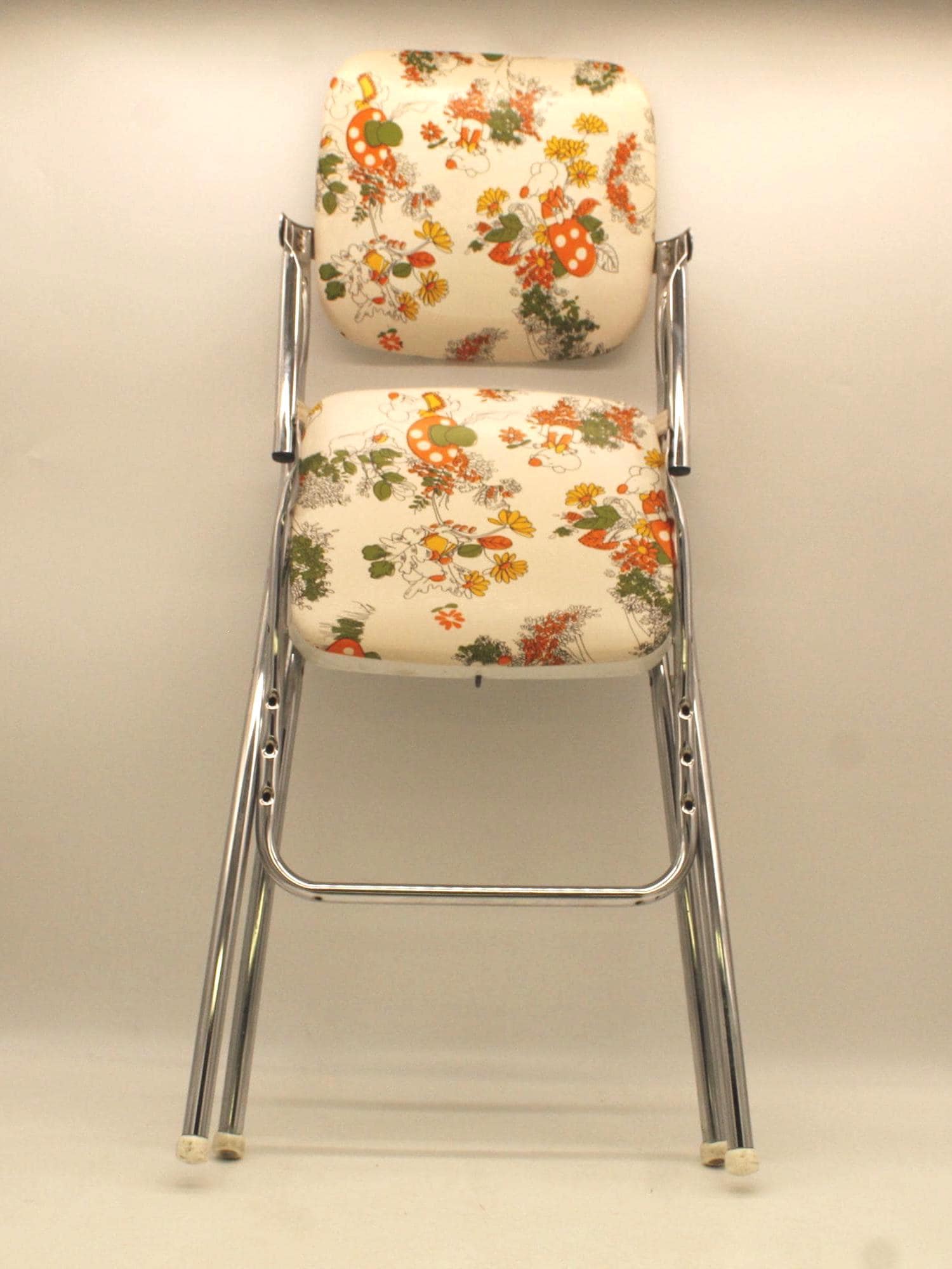 Vintage Mushrooms & Mice High Chair With Foldable Vinyl Seat