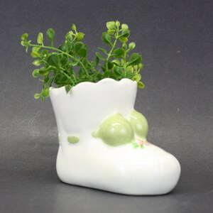 Vintage Cute Baby Bootie Planter with Green Pom Poms (E3087)