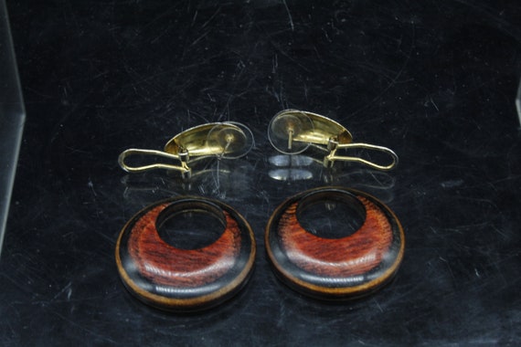 Vintage Wood Lacquered Circle Post Clip Earrings … - image 10