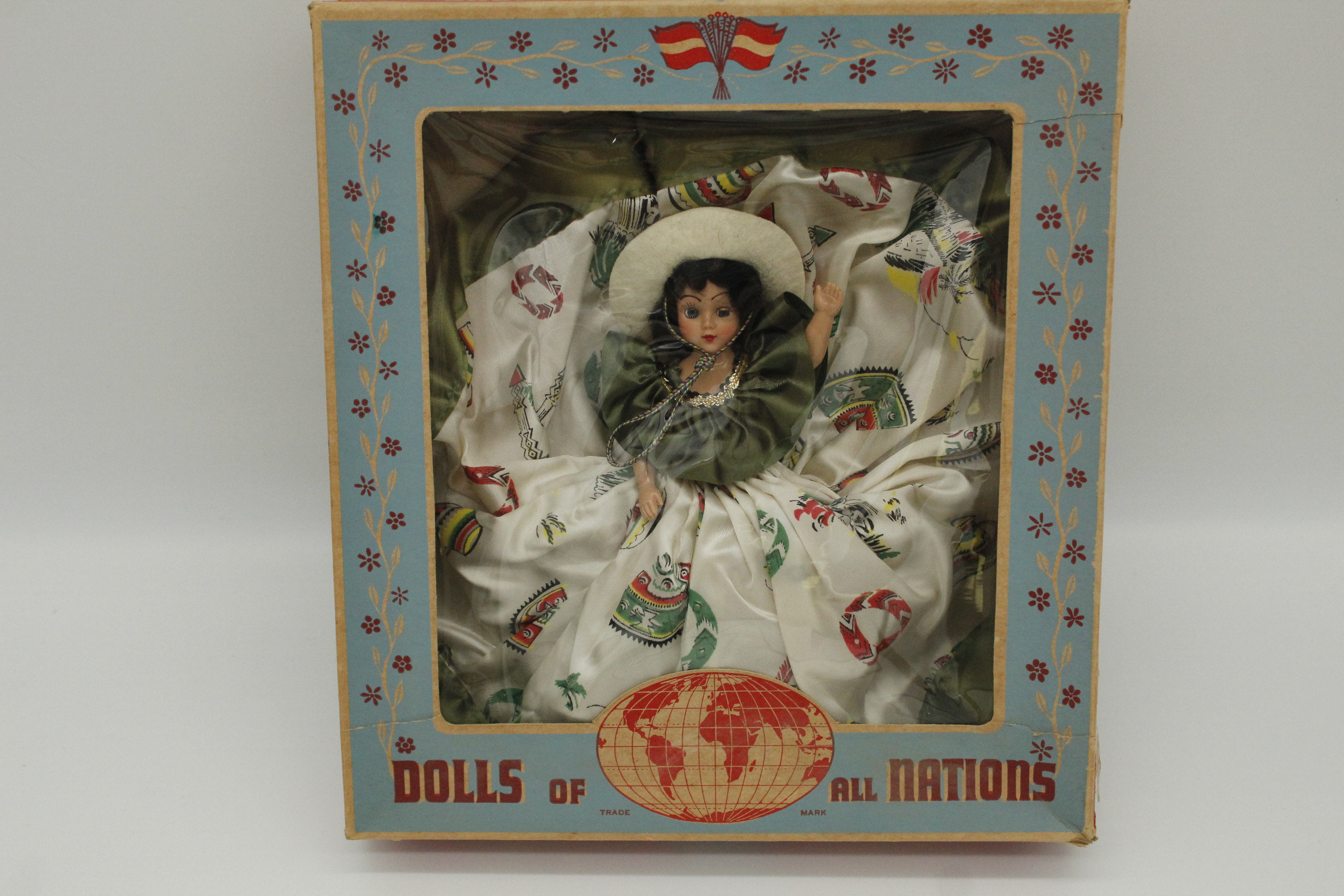 MY FAVORITE PATTERNS Antique Dolls 洋書 Fancywork and Fashion's Best Doll Clothes Book: Hinds, Joan