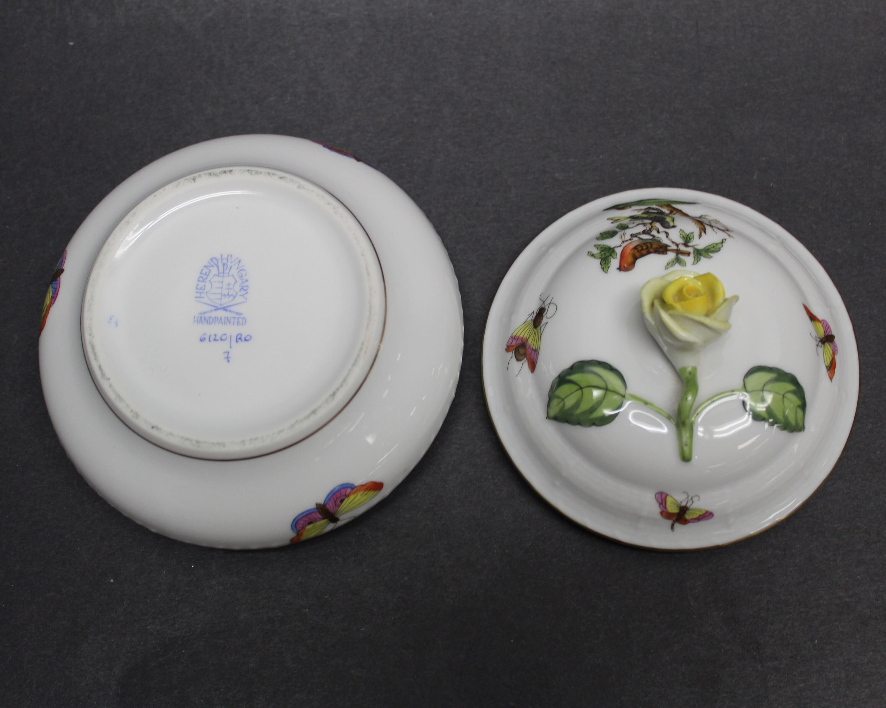 ヘレンド＿小物入れ［HEREND HVNGARY HANDPAINTED］ ヘレンド ハンガリー HEREND HVNGARY ファンタジー 苺のつまみが