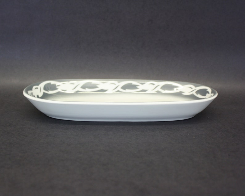 Vintage Edward Don /& Co Empress Tray wGrey and White Design E3538