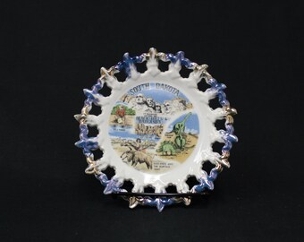 Vintage Small South Dakota Plate Souvenir Ceramic Plate (V1692)